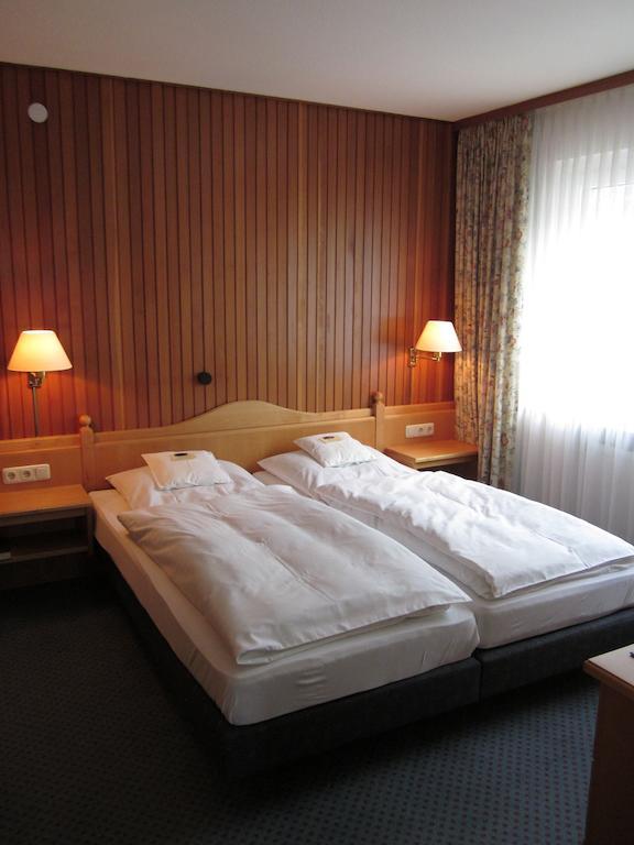 Gasthof Rodachtal Mit Gaestehaus Katharina Schwarzenbach am Wald Szoba fotó