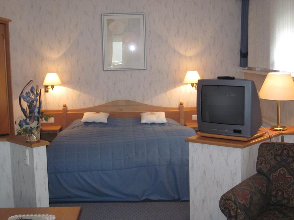 Gasthof Rodachtal Mit Gaestehaus Katharina Schwarzenbach am Wald Szoba fotó